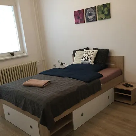 Lovely Studio Near The Station Koszyce