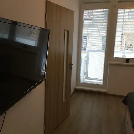 Lovely Studio Near The Station Apartament
